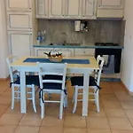 Tatil Evi Viletta Caposchiera *